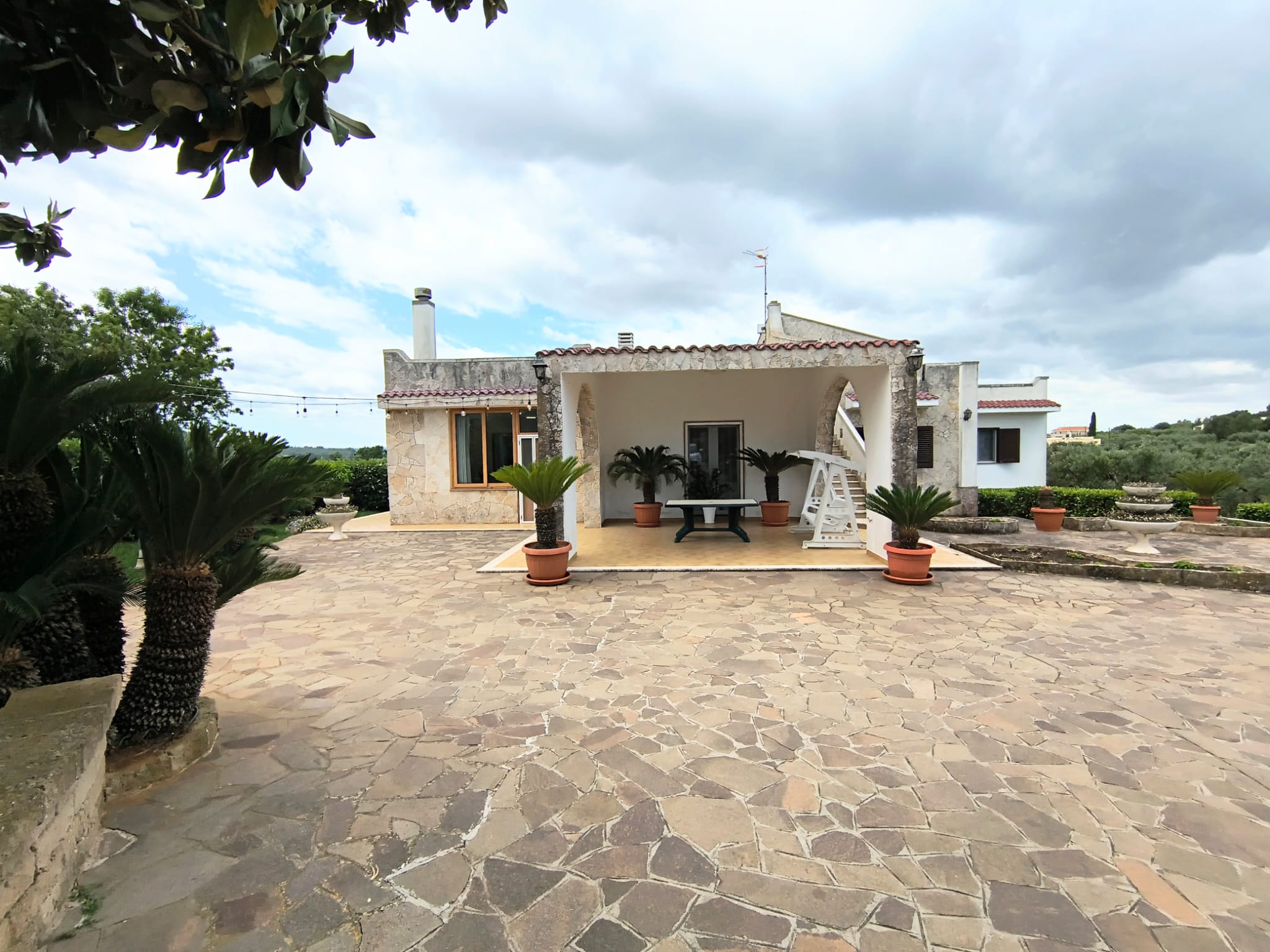 Ampia villa indipendente